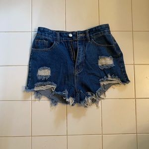High waisted short cut shorts